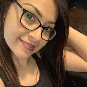 Meet your Posher, Mayra